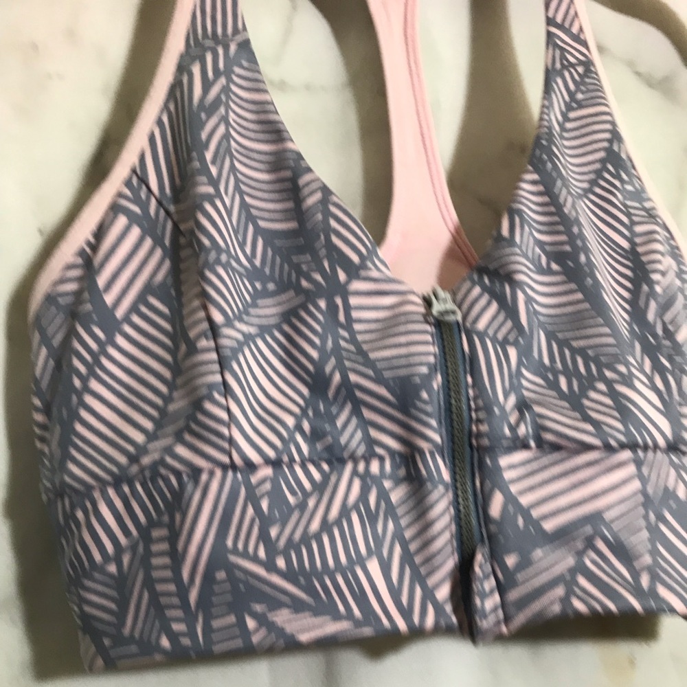 Lululemon l Cool to Street • zipper bra - Picture 4 of 6
